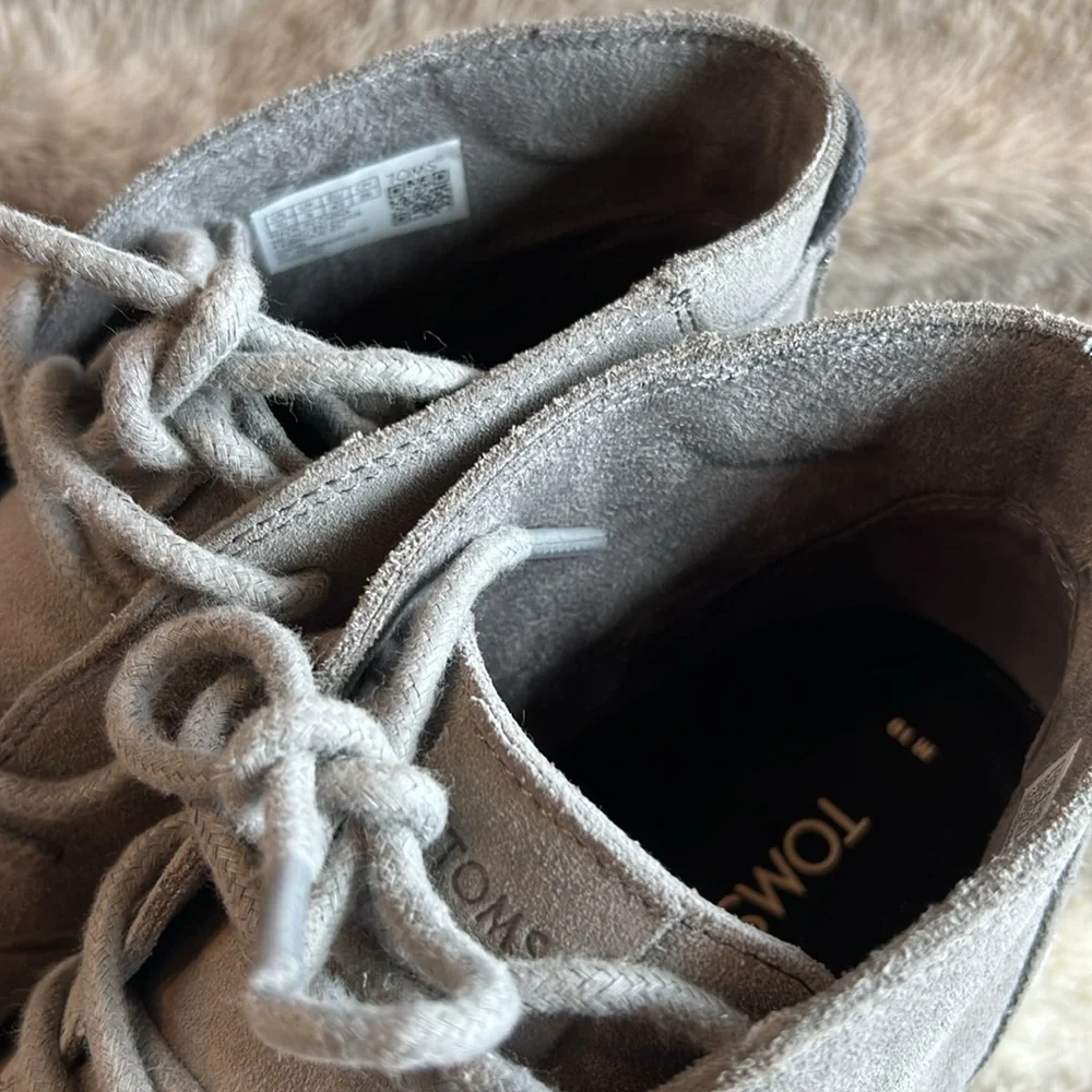 TOMS Men's Gray Suede Chukka Boots Navi